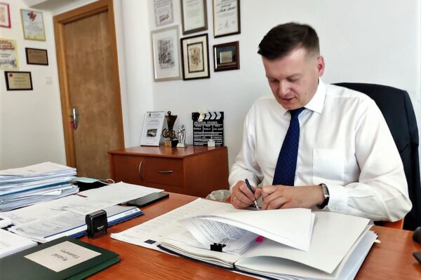 Miniaturka artykułu Burmistrz podpisał umowę na opracowanie Strategii Rozwoju Gminy Miasto Lubartów na lata 2021 -2035